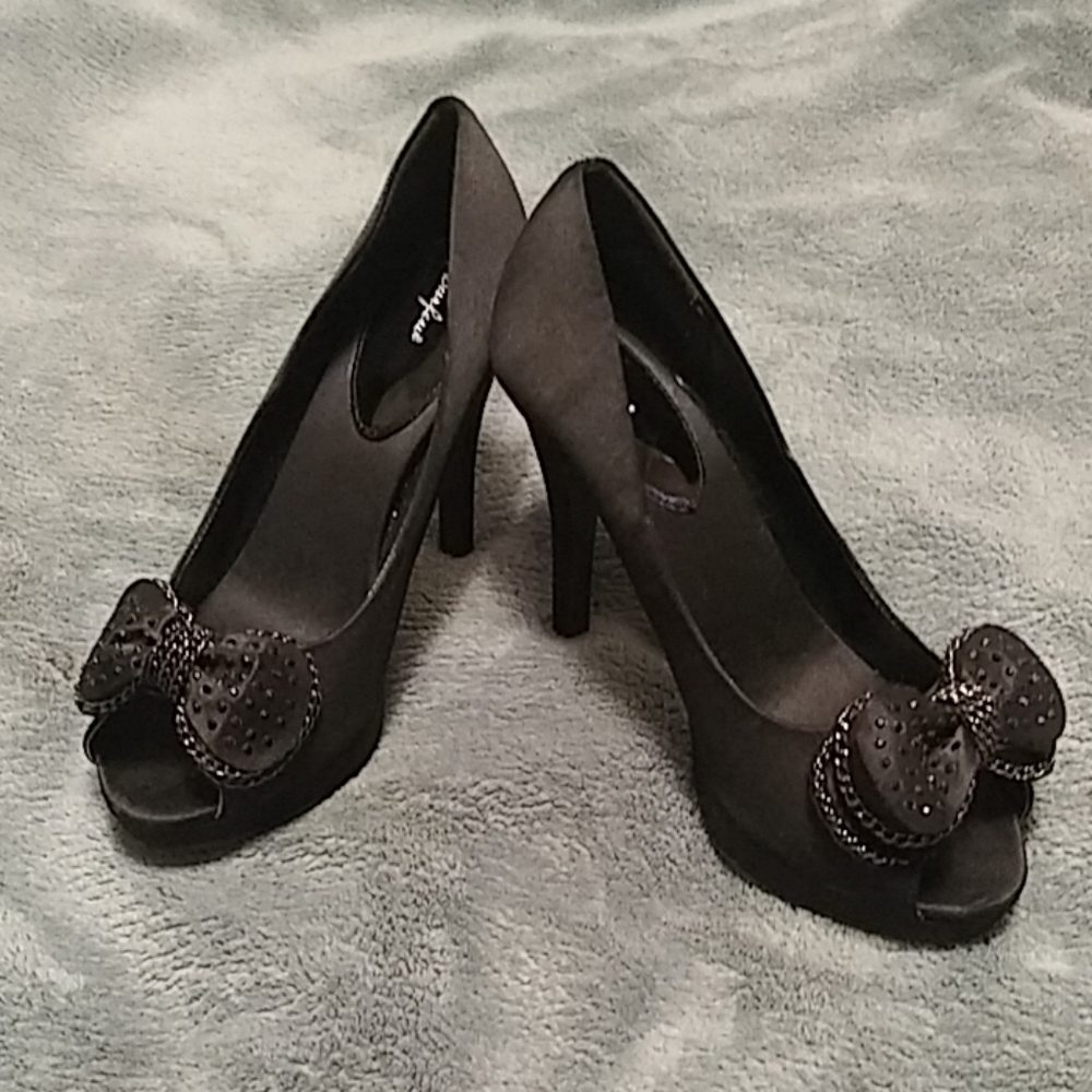Curfew Chloe Size 7.5 Heels